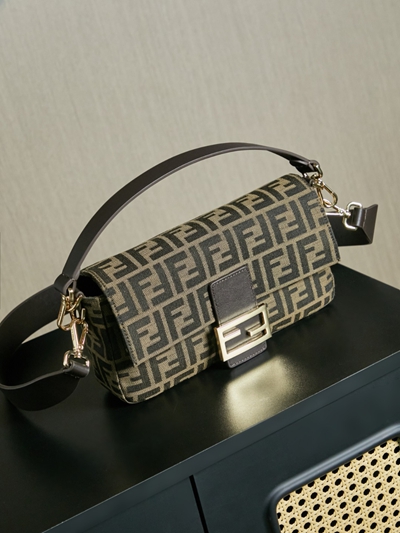 フェンディバッグ全体デザイン